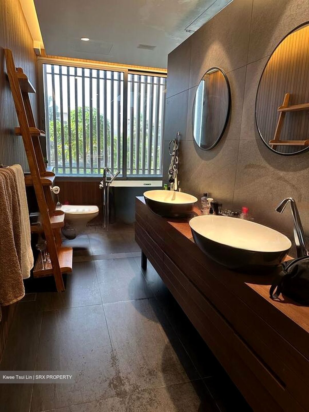 Ocean 8 (D4), Terrace #469697521
